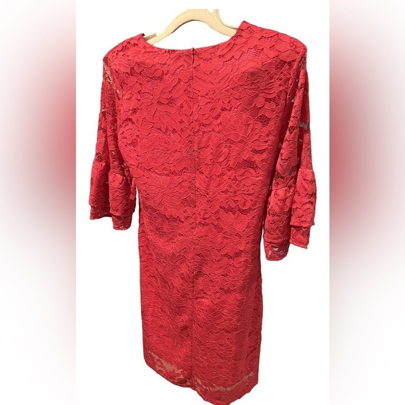 Belongsei Hot Pink Floral Lace 3/4 flare sleeves V neck dress NWOT - Picture 2 of 6